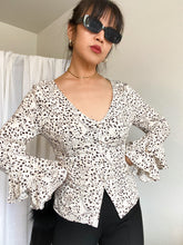 Load image into Gallery viewer, THE RUFFLE SLEEVE TOP ~ PURR