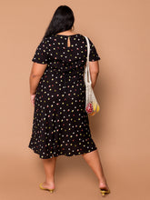 Load image into Gallery viewer, THE EVERYDAY RUCHED DRESS - Delia Dot