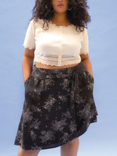 Load image into Gallery viewer, THE TIE WAIST SKIRT ~ FLUTTER