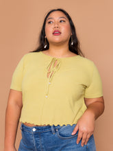 Load image into Gallery viewer, THE PEARL DROP TEE ~ Pear