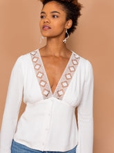 Load image into Gallery viewer, THE LOVERS LACE TOP - Milk
