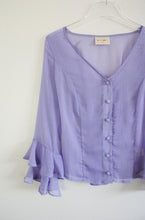 Load image into Gallery viewer, THE RUFFLE SLEEVE TOP ~ LILAC SHIMMER